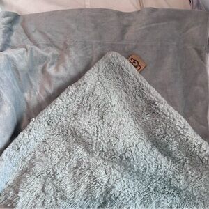 UGG Plush Standard Pillowcase Soft Gray Faux Fur